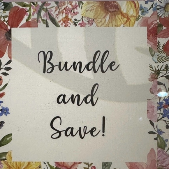 Vineyard Vines Tan Hat with White Floral Accent, one size, cottagecore - Picture 15 of 16